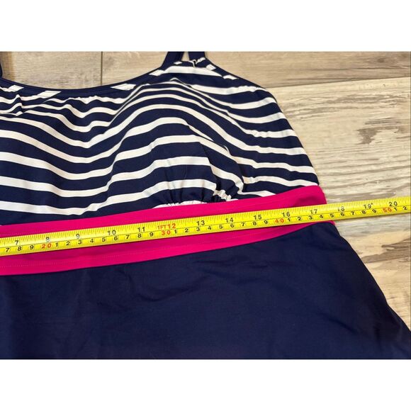 Lands’ End ladies dress swimsuit top size 16P - Picture 6 of 13